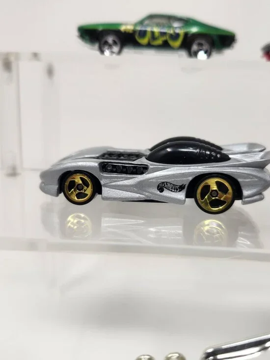 Hotwheels Diecast Cars Lot of (9) 1/64 (p1) - Picture 6 of 11